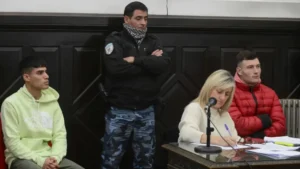 policial detenido