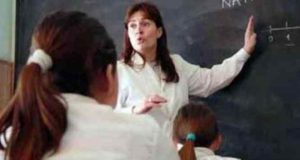 docente escuela alumnos