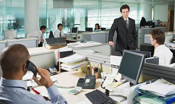 trabajadores oficina empleo