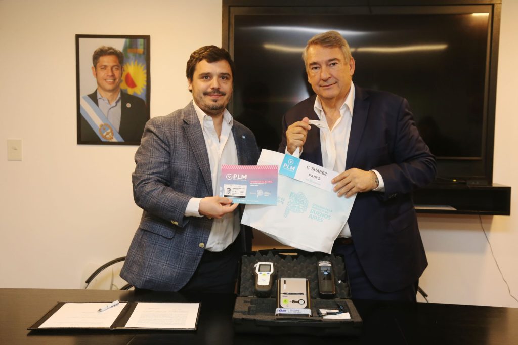 Mauro Moccero se reunió con el titular de IOMA y firmó un convenio con Transporte