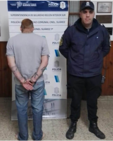 Policial: joven detenido por herir con un cuchillo a un transeúnte