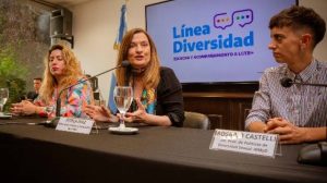 Disponen línea de escucha y acompañamiento a personas LGTBI+ bonaerenses