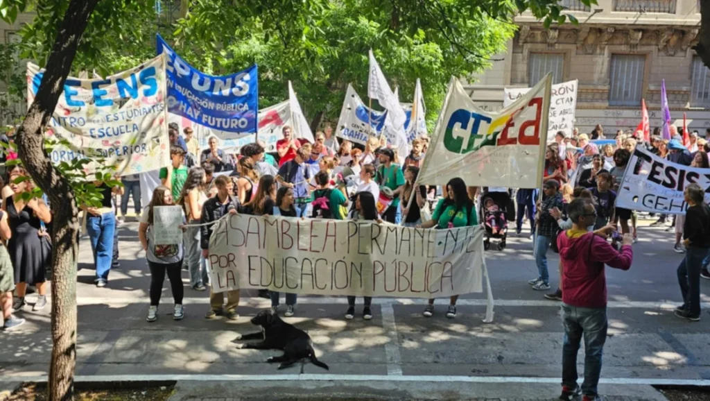 marcha educacion