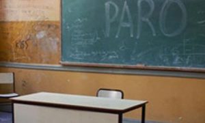 paro docente aula vacia