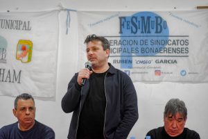 Buscan acordar un piso salarial para los trabajadores de los 135 municipios