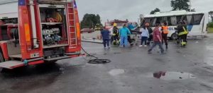 Al menos 4 policias muertos y otros 8 en grave estado, tras choque