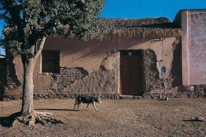 Caliente en invierno y fresco en verano, el rancho mantiene su identidad