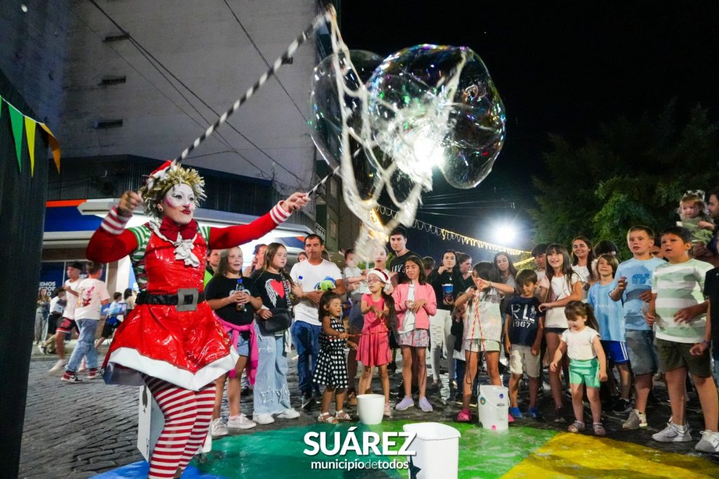 Imágenes de lo que fue y mostró la última Suárez Peatonal del año