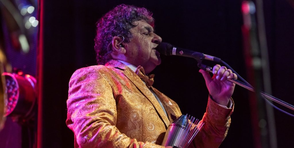 Tras sufrir un ACV internaron a Cacho Deicas, cantante de Los Palmeras