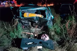 Un Audi A5 colisionó a un Corsa y provocó un verdadero desastre familiar