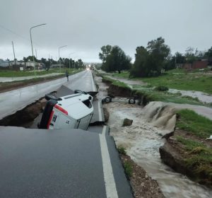 Declararon la emergencia vial en Bahía Blanca. Estado de rutas una semana después