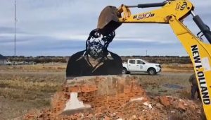 Se puede destruír un monumento pero no socavar la historia que ya está escrita