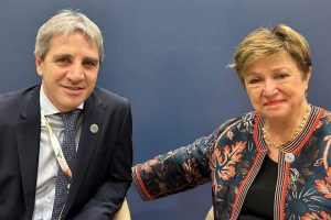 Encuesta revela qué piensan los bonaerenses de un nuevo acuerdo con el FMI. Los datos