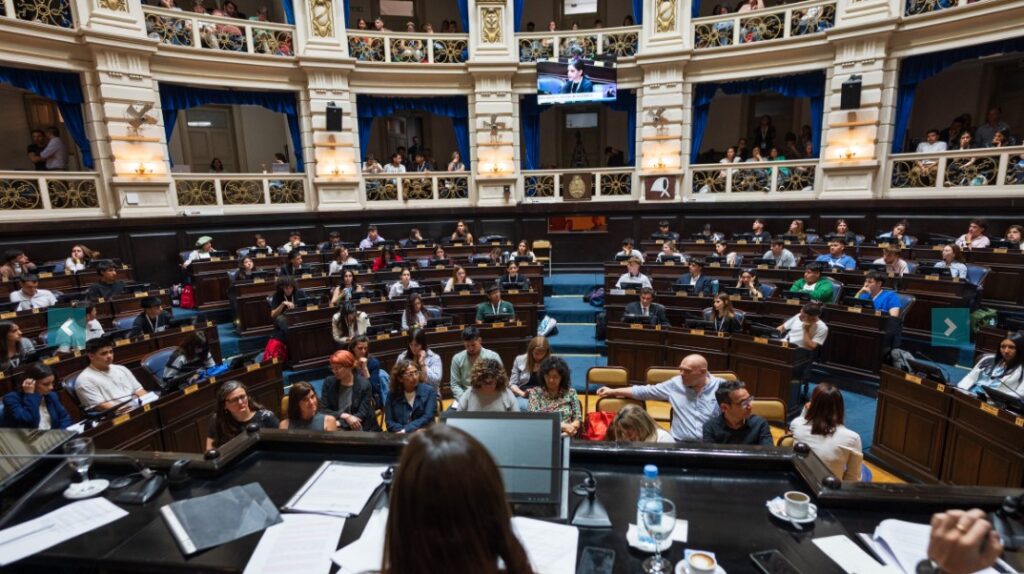 Abrió la inscripción al Parlamento Juvenil Bonaerense. Fecha tope y quiénes participan
