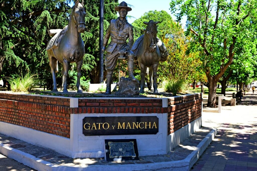 De Buenos Aires a Nueva York: a un siglo de la proeza de dos caballos criollos
