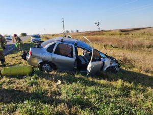Otro más: por esquivar un pozo en la ruta 33 colisionó contra un camión