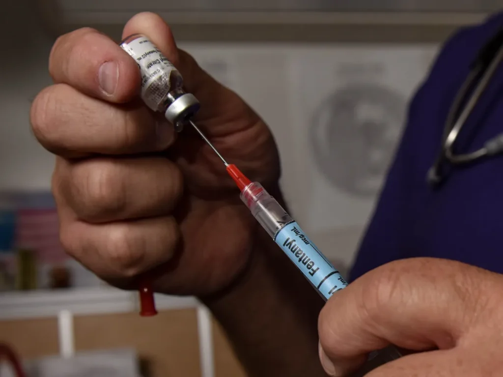 Se aplicaron 33 mil dosis de fentanilo adulterado en el país. Habrían más muertes